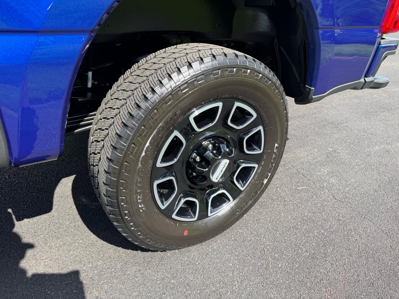 Ford Super Duty F-350 SRW Platinum 4WD Crew Cab 6.75' Box 2026