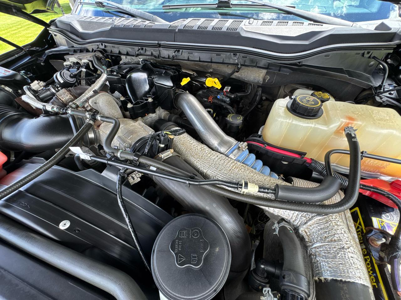 Ford Super Duty F-550 DRW XL 4WD SuperCab 168" WB 60" CA 2017