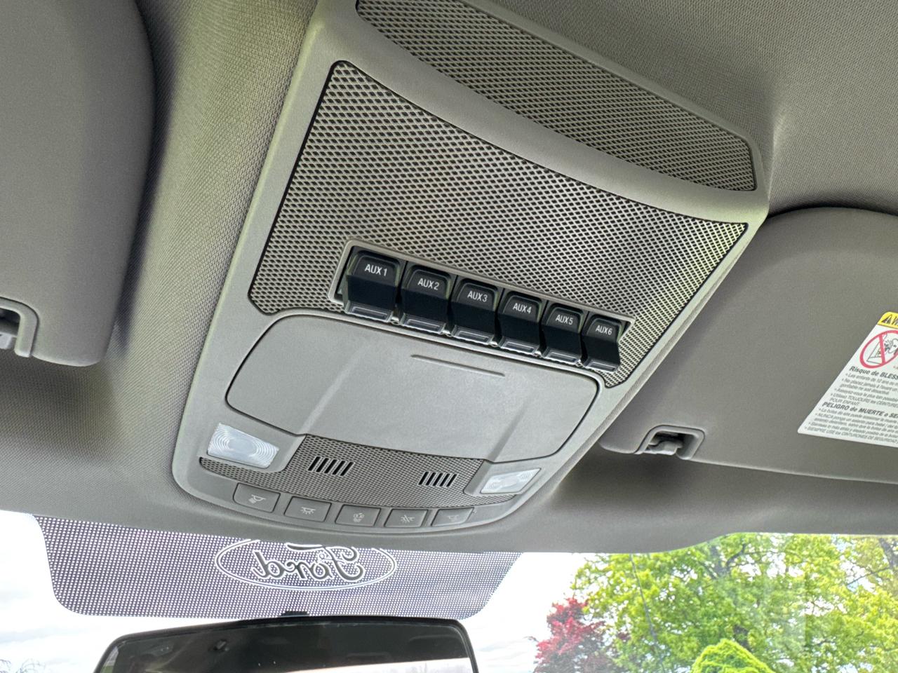 Ford Super Duty F-550 DRW XL 4WD SuperCab 168" WB 60" CA 2017