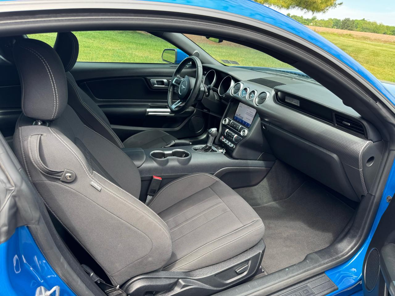 Ford Mustang EcoBoost Fastback 2021