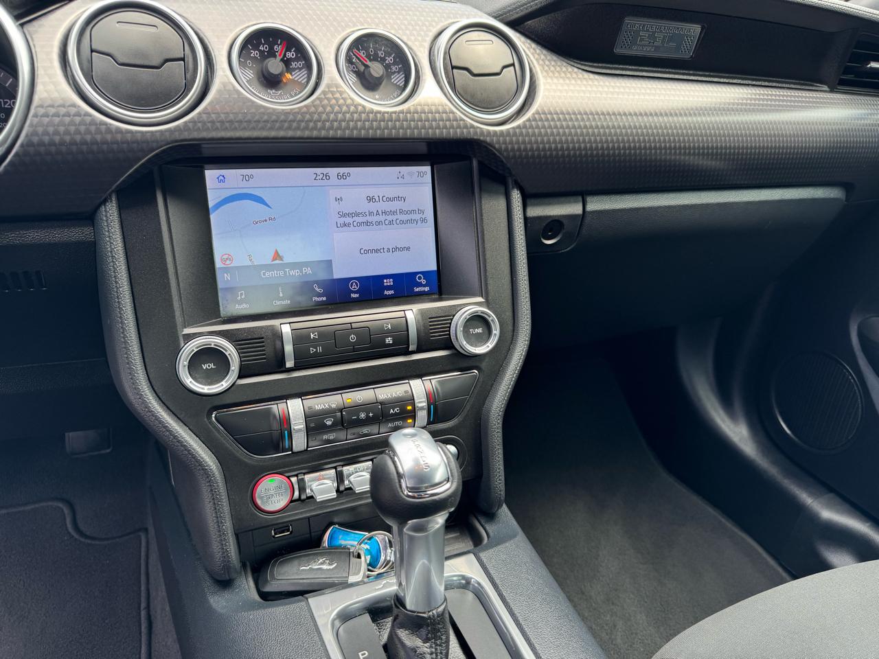 Ford Mustang EcoBoost Fastback 2021