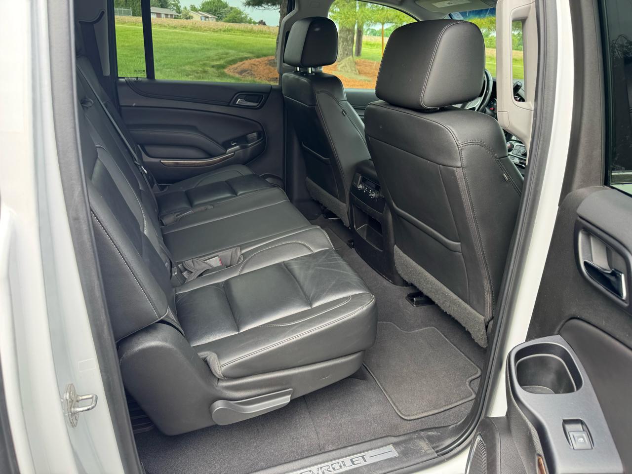 Chevrolet Suburban 4WD 4dr 1500 LT 2019