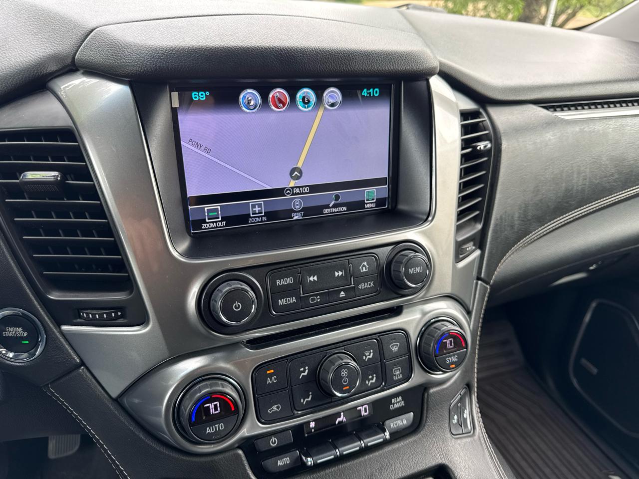 Chevrolet Suburban 4WD 4dr 1500 LT 2019