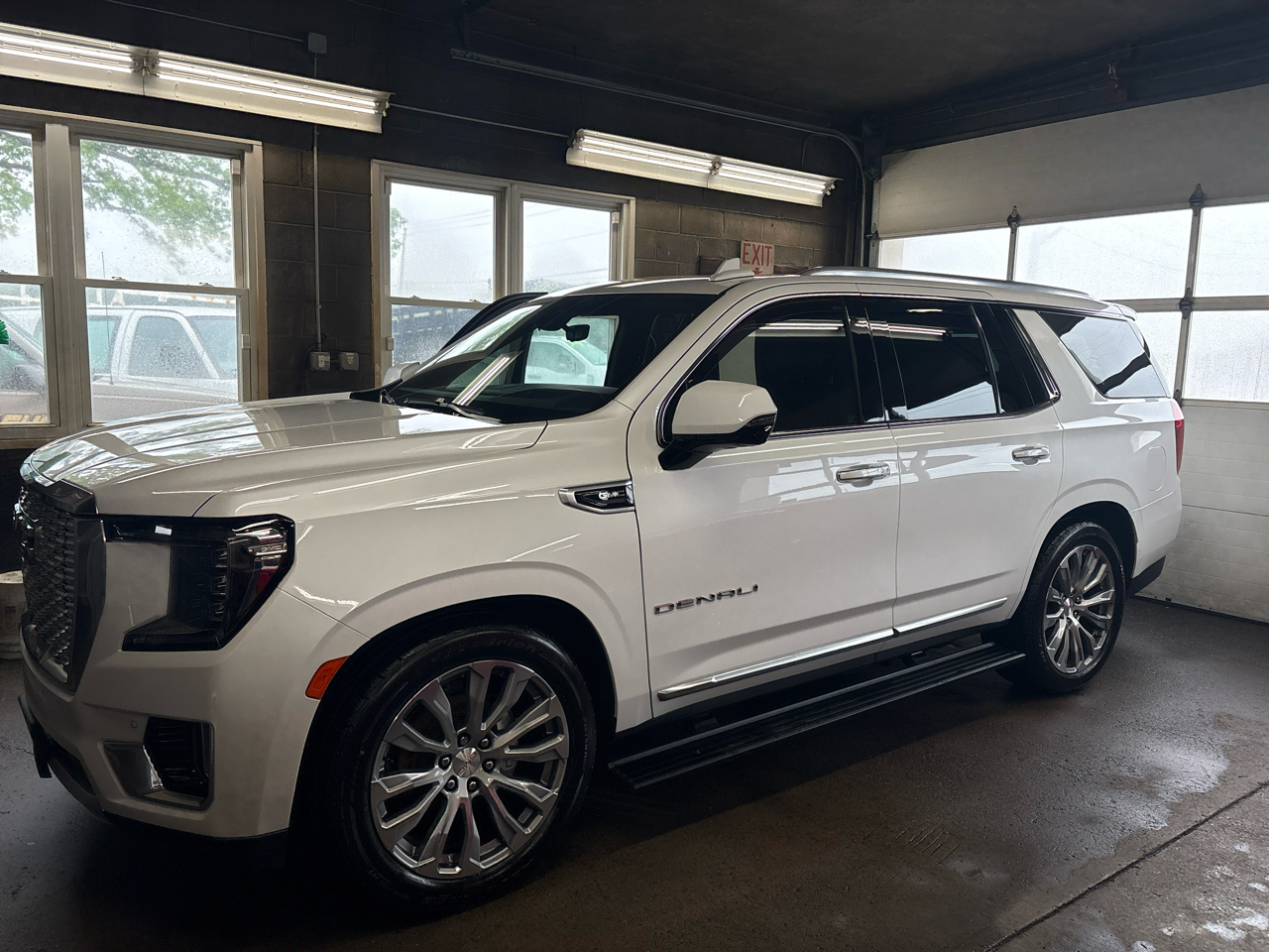 GMC Yukon 4WD 4dr Denali Ultimate 2022