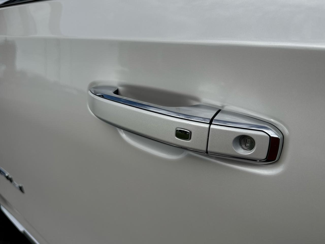 GMC Yukon 4WD 4dr Denali Ultimate 2022
