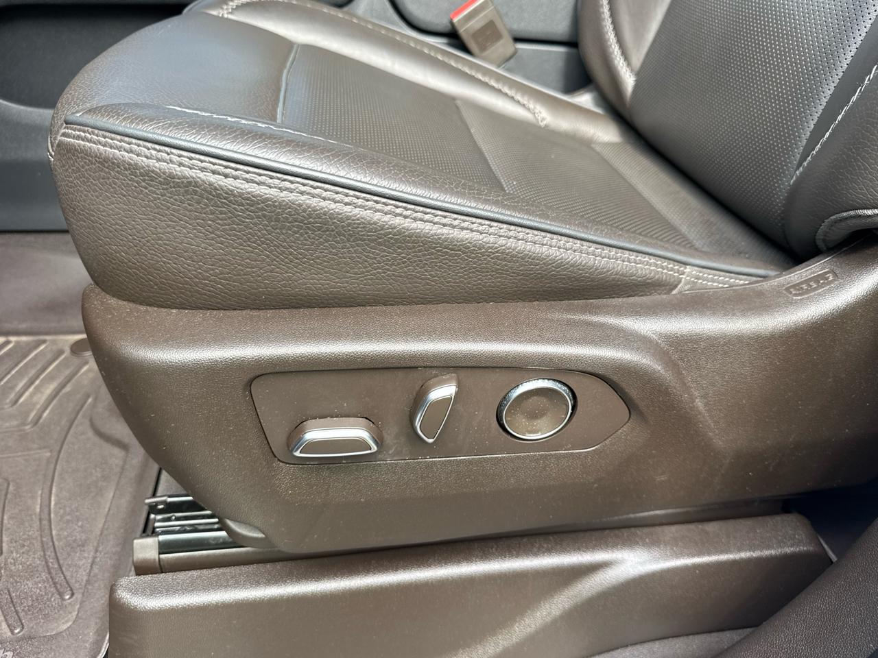 GMC Yukon 4WD 4dr Denali Ultimate 2022