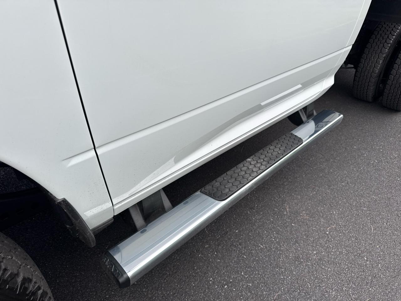 RAM 3500 Chassis Cab Tradesman 4WD Reg Cab 60" CA 143.5" WB 2024