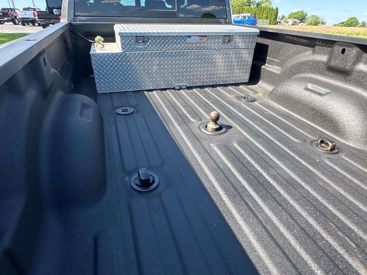 RAM 3500 Laramie 4x4 Crew Cab 8' Box 2023