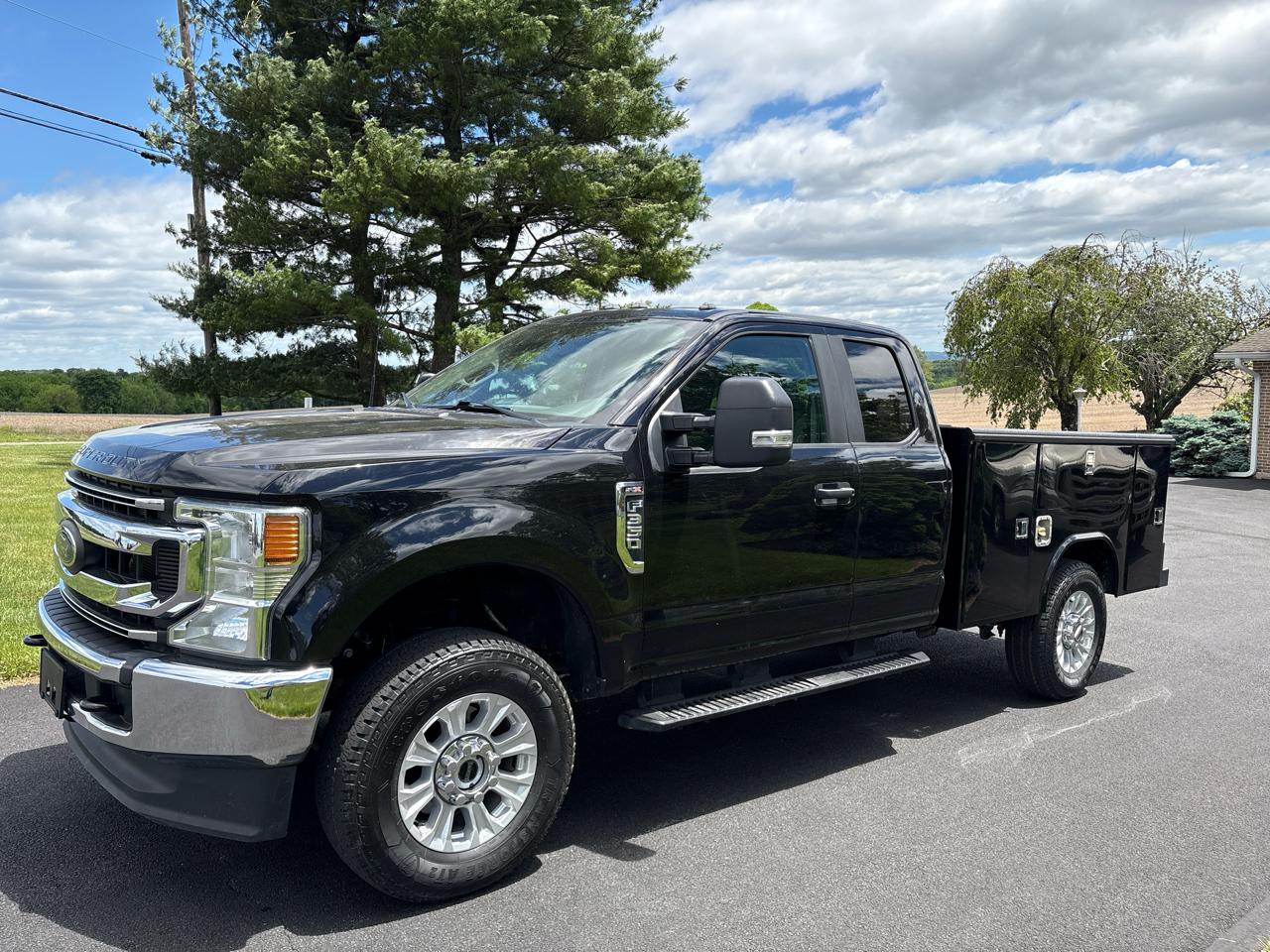 Ford Super Duty F-350 SRW  2022