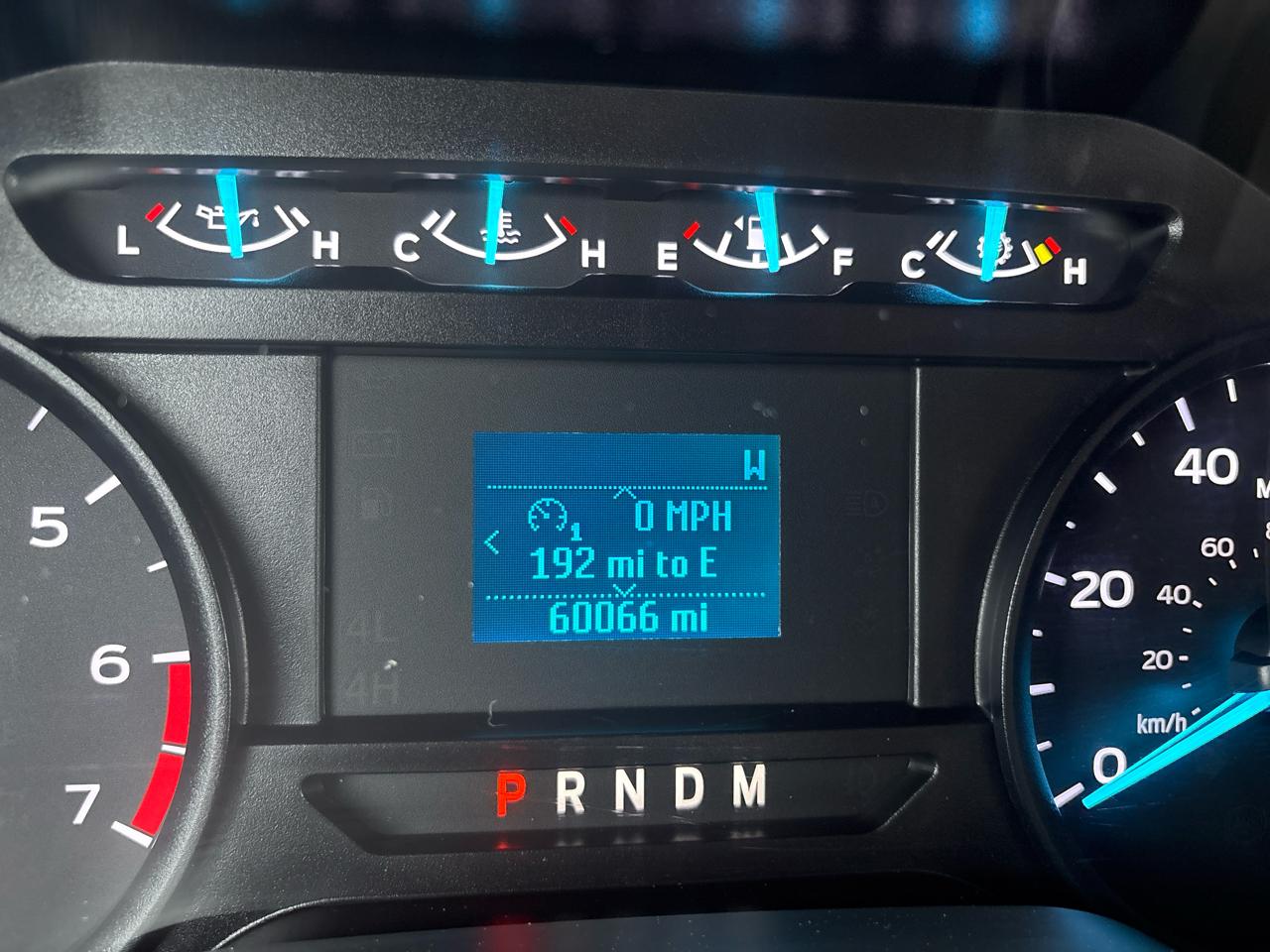 Ford Super Duty F-350 SRW  2022