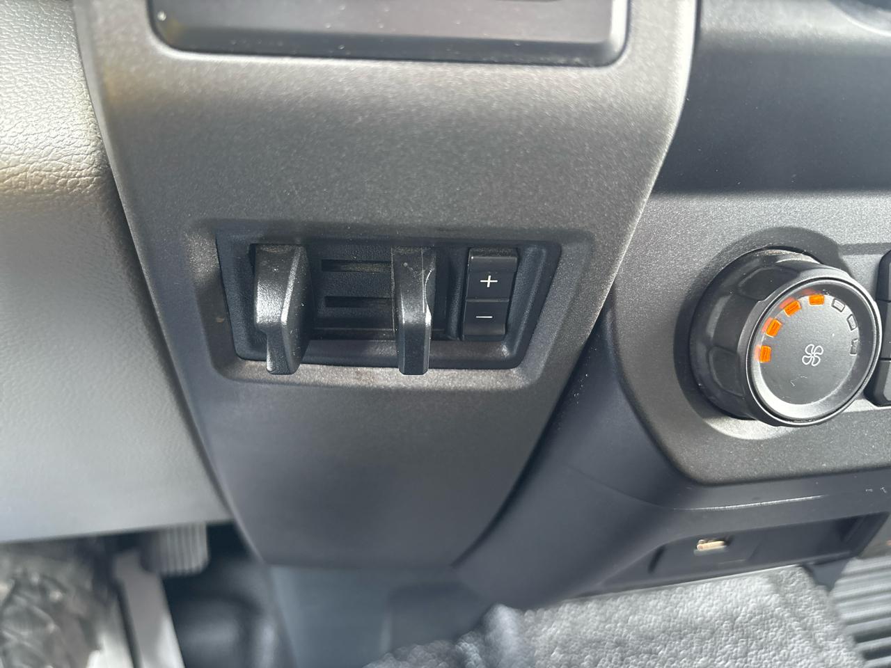 Ford Super Duty F-350 SRW  2022