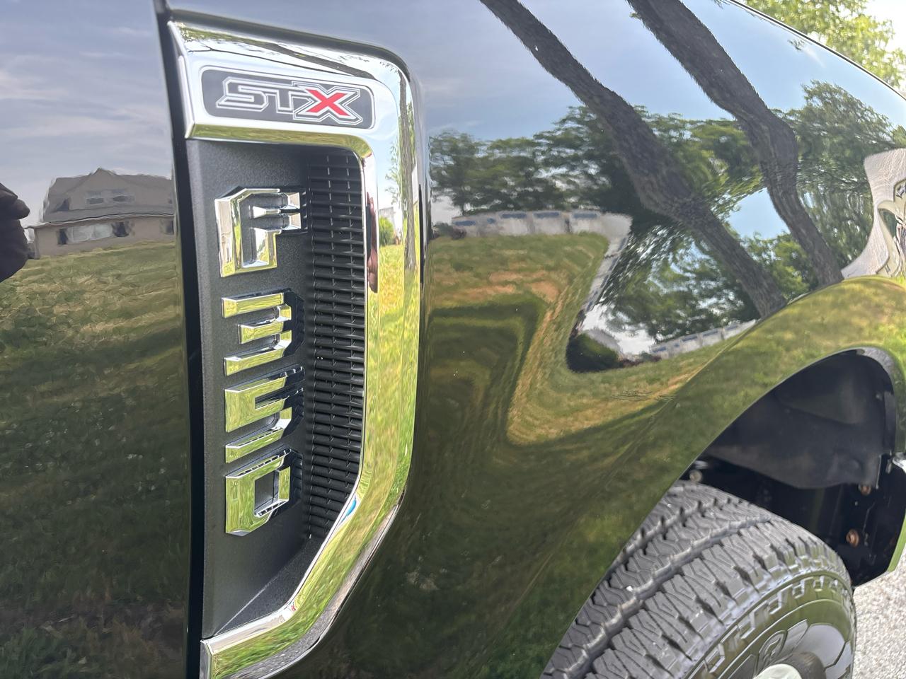 Ford Super Duty F-350 SRW  2022