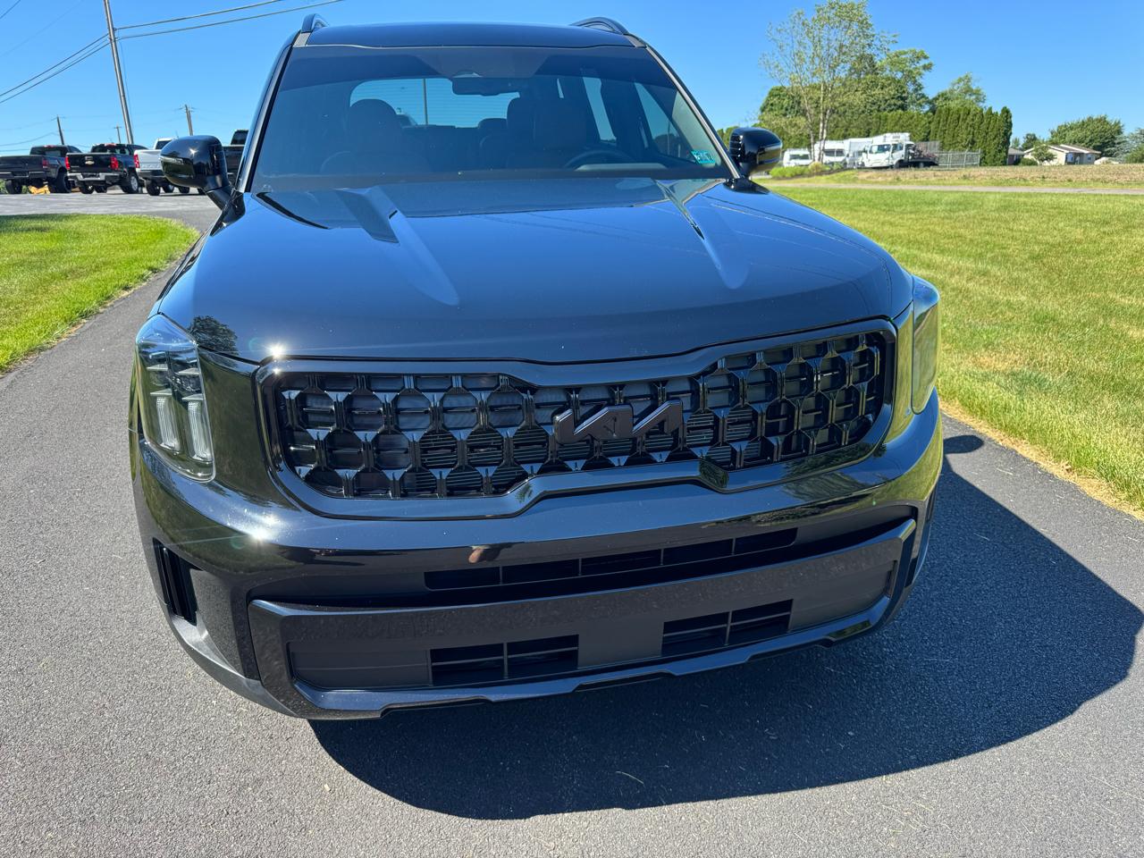 Kia Telluride EX X-Line AWD 2025