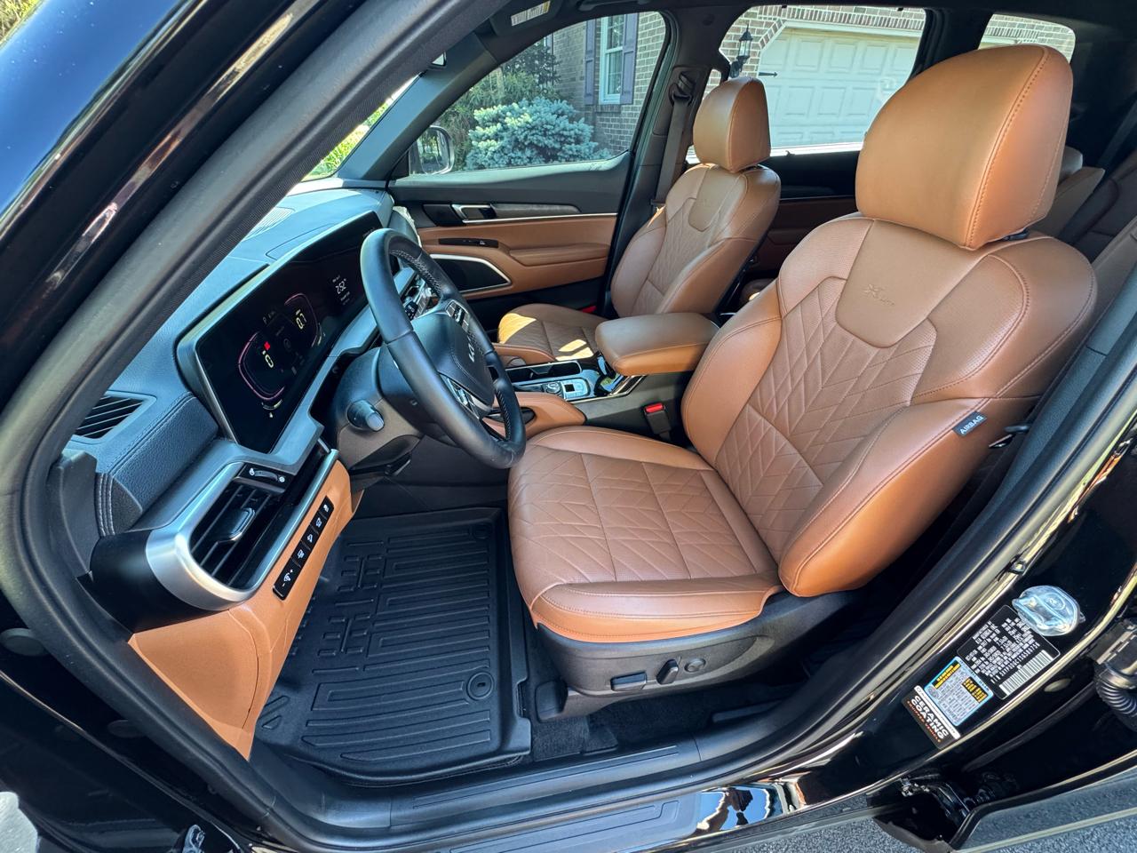 Kia Telluride EX X-Line AWD 2025