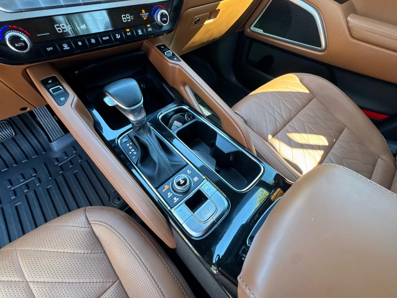 Kia Telluride EX X-Line AWD 2025
