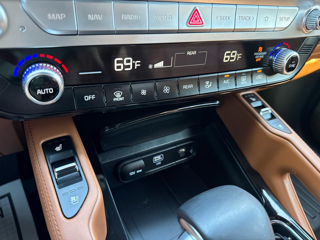 Kia Telluride EX X-Line AWD 2025