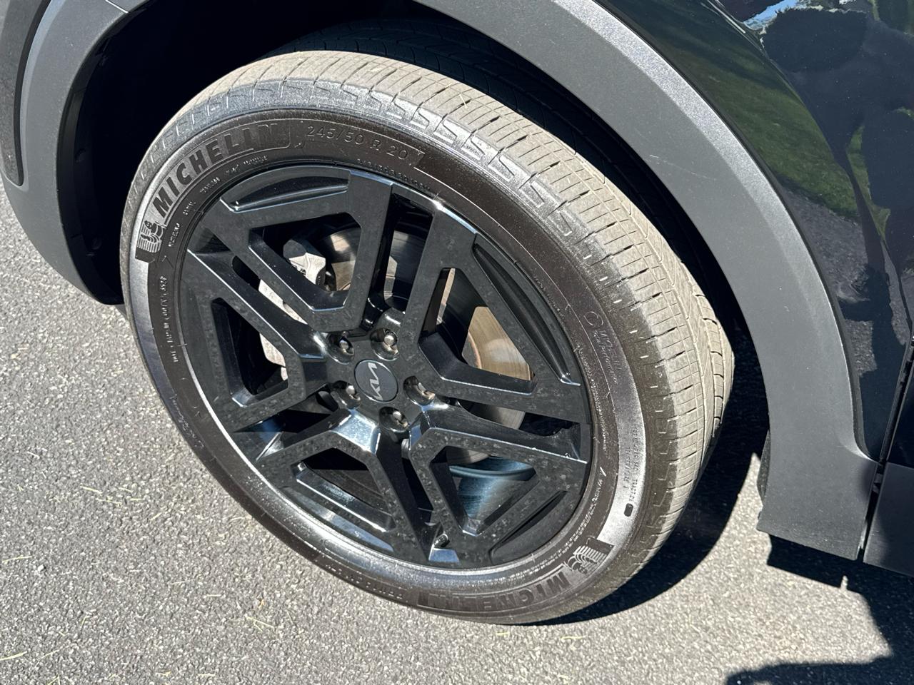 Kia Telluride EX X-Line AWD 2025