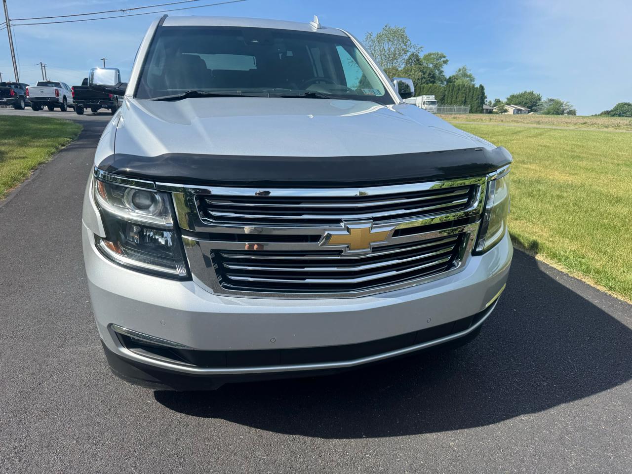 Chevrolet Suburban 4WD 4dr 1500 Premier 2017