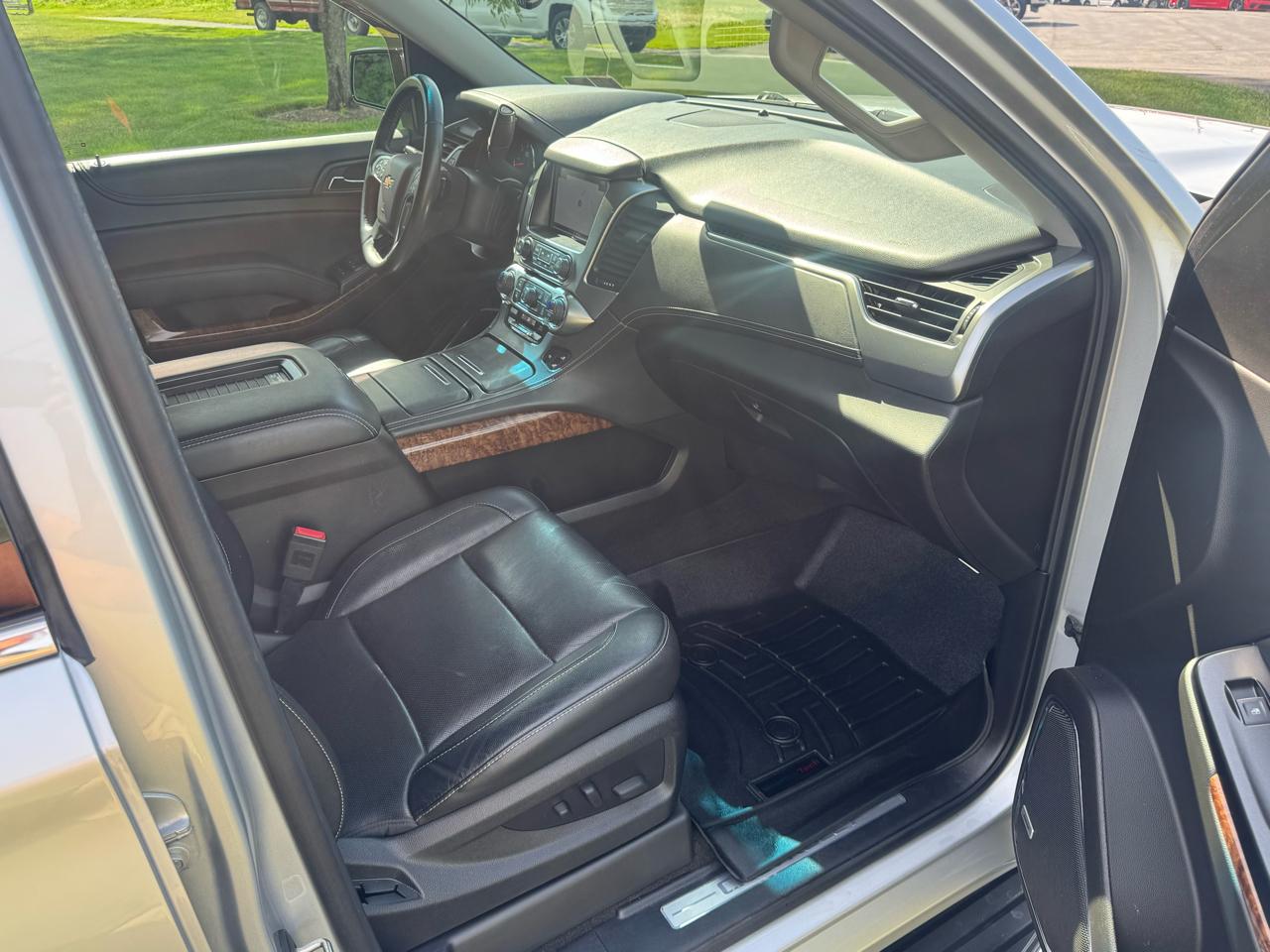 Chevrolet Suburban 4WD 4dr 1500 Premier 2017