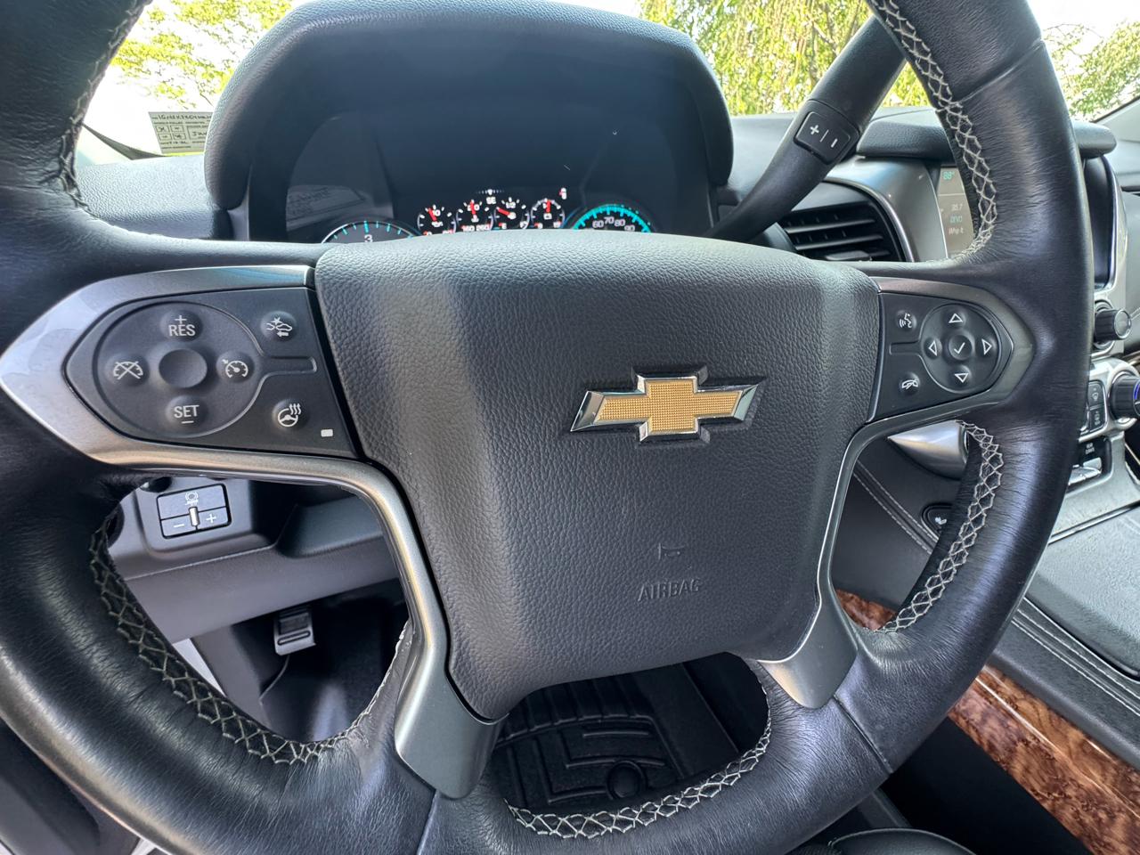 Chevrolet Suburban 4WD 4dr 1500 Premier 2017