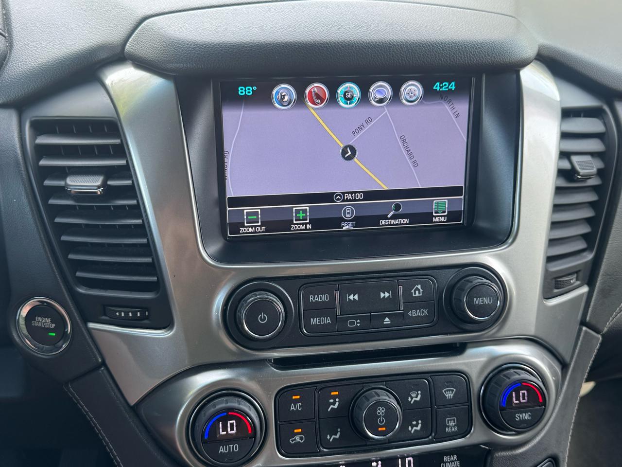 Chevrolet Suburban 4WD 4dr 1500 Premier 2017