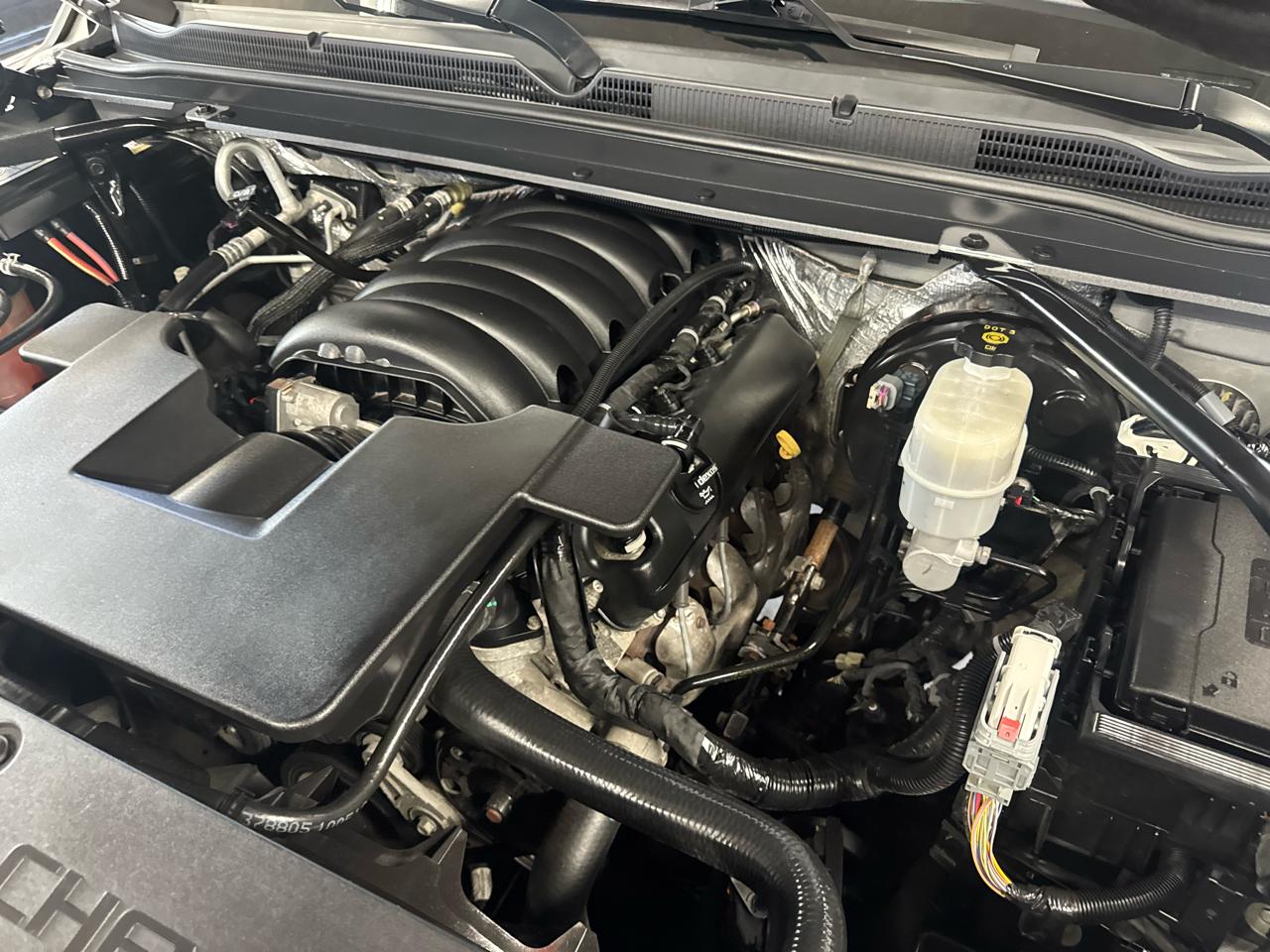 Chevrolet Suburban 4WD 4dr 1500 Premier 2017