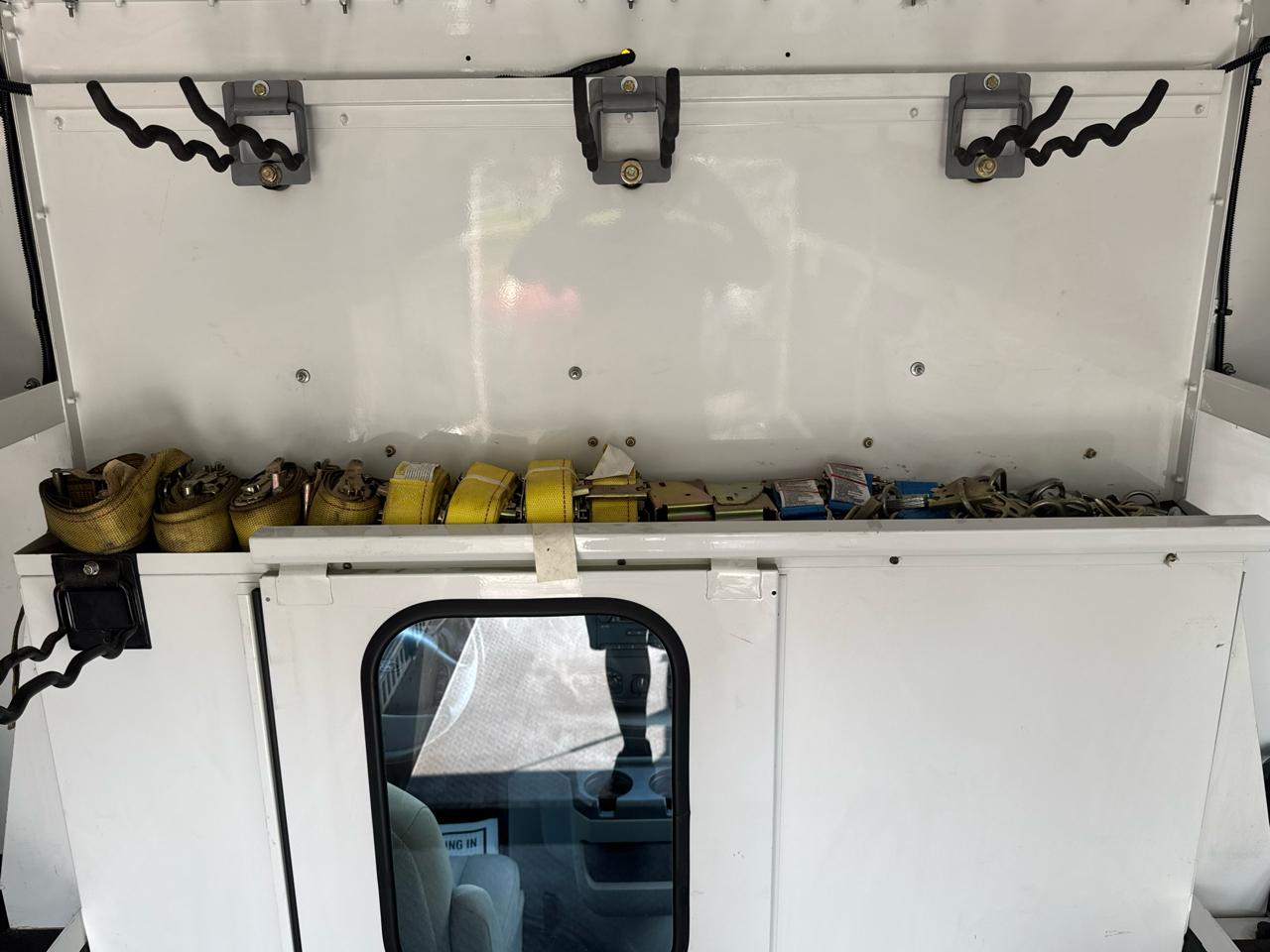 Ford Econoline Commercial Cutaway E-350 Super Duty 138" SRW 2015