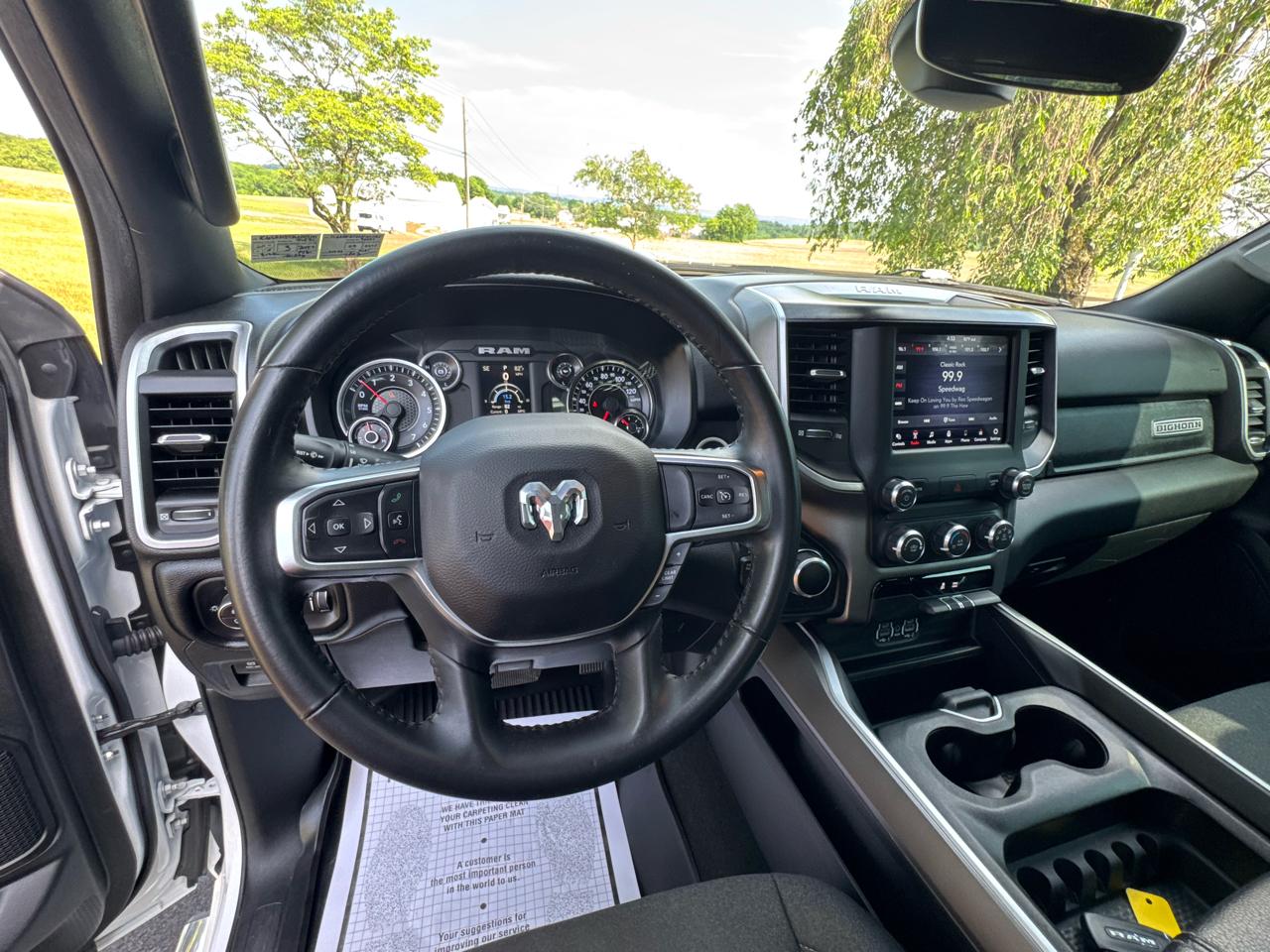 RAM 1500 Big Horn 4x4 Quad Cab 6'4" Box 2020