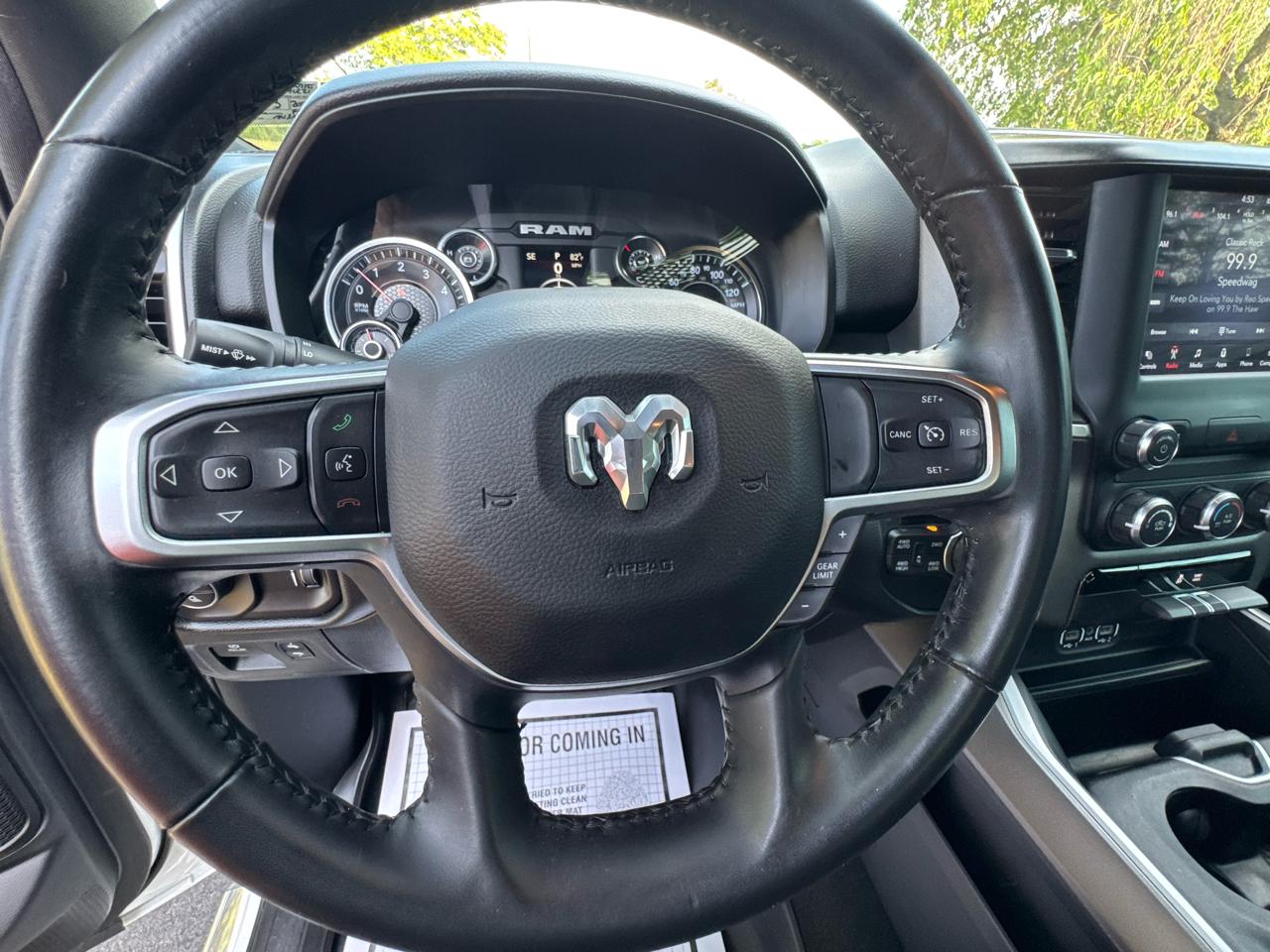 RAM 1500 Big Horn 4x4 Quad Cab 6'4" Box 2020