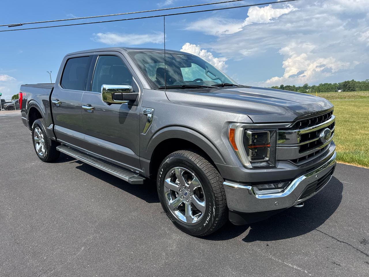 Ford F-150 Lariat 4WD SuperCrew 5.5' Box 2023