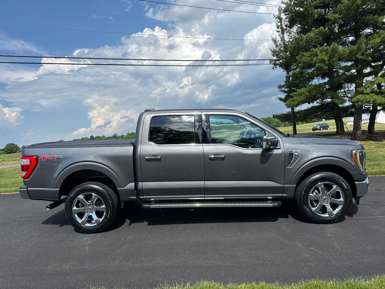 Ford F-150 Lariat 4WD SuperCrew 5.5' Box 2023