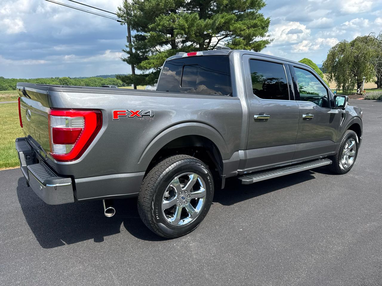 Ford F-150 Lariat 4WD SuperCrew 5.5' Box 2023