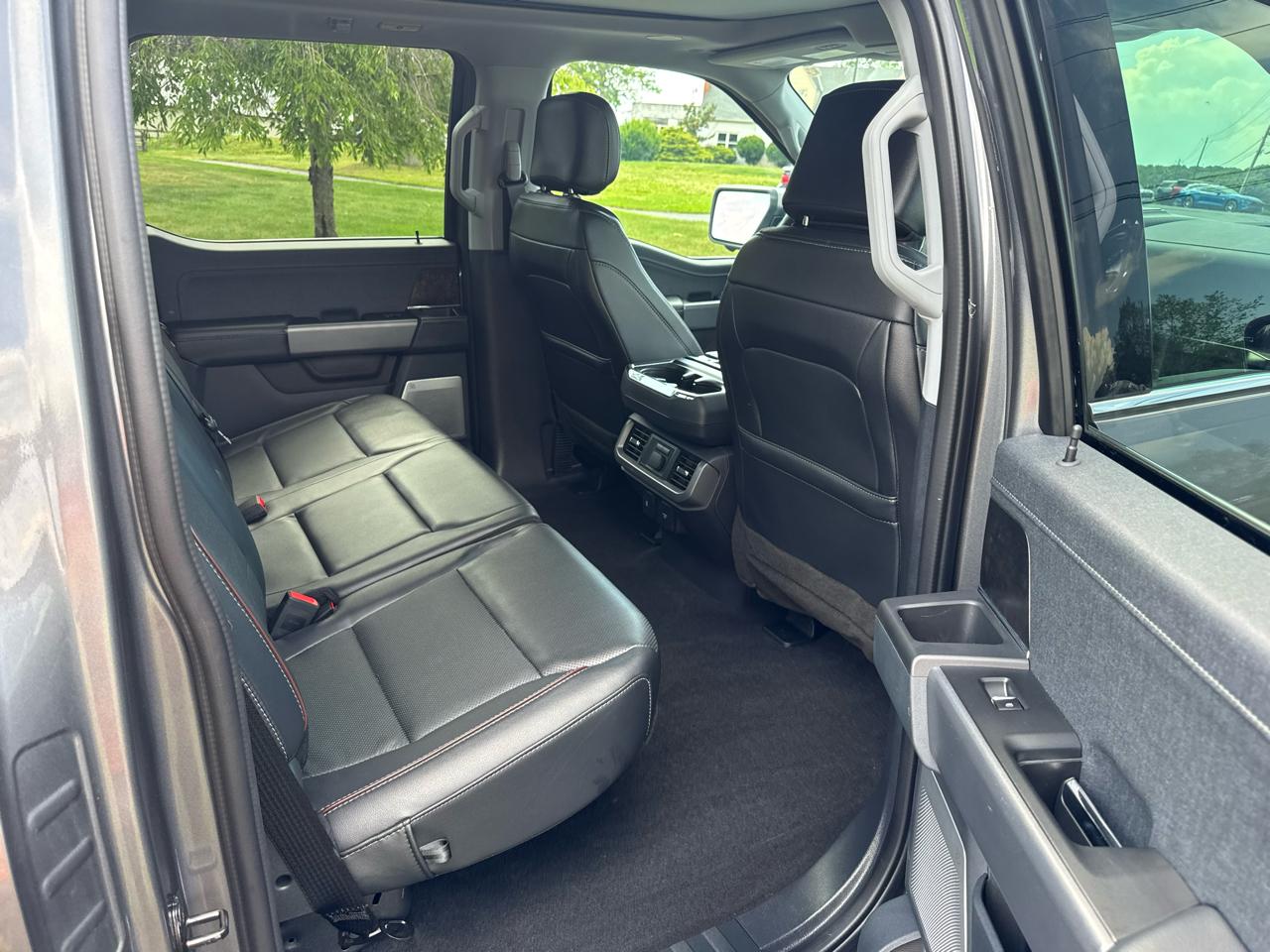 Ford F-150 Lariat 4WD SuperCrew 5.5' Box 2023