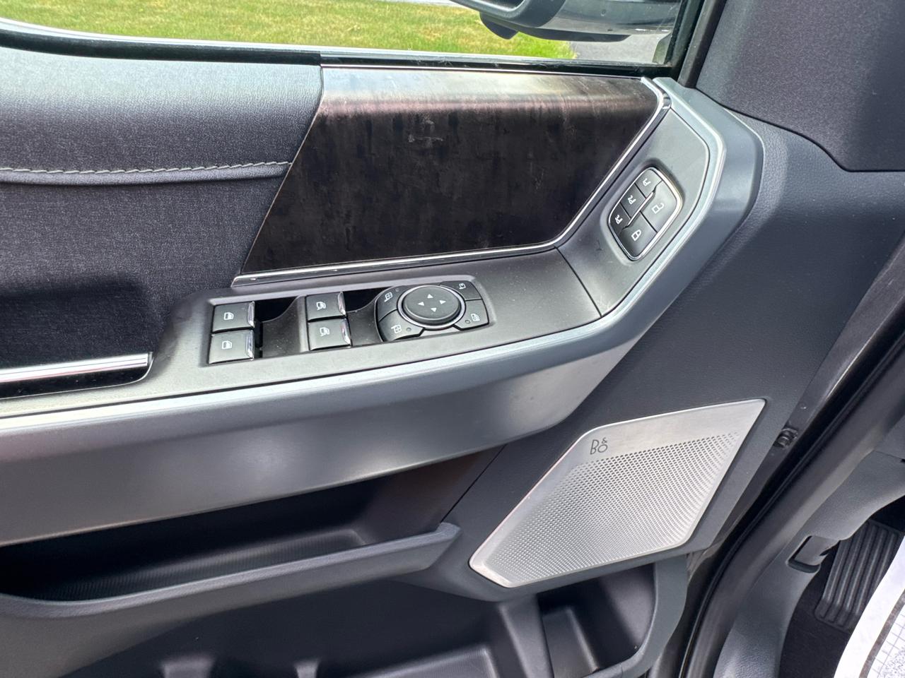 Ford F-150 Lariat 4WD SuperCrew 5.5' Box 2023
