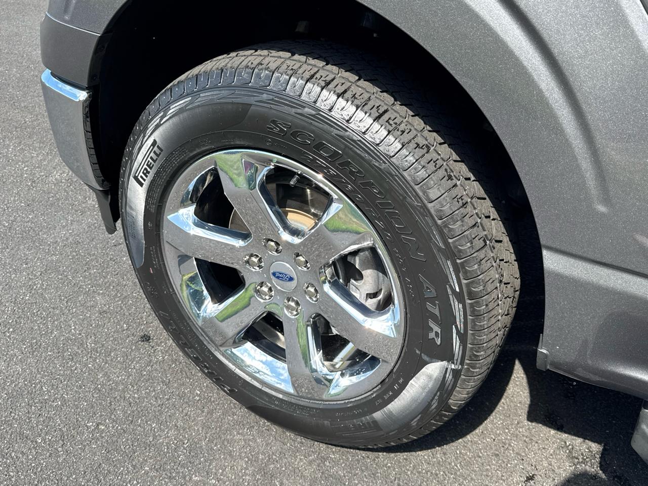 Ford F-150 Lariat 4WD SuperCrew 5.5' Box 2023