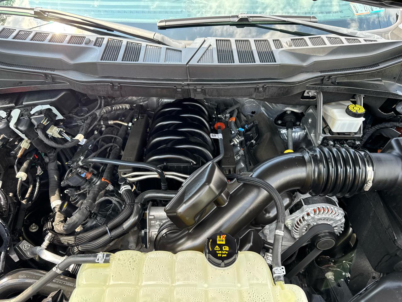 Ford F-150 Lariat 4WD SuperCrew 5.5' Box 2023