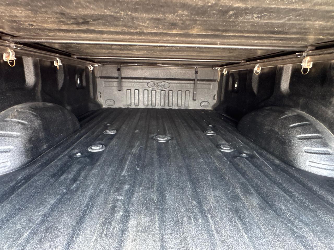 Ford Super Duty F-250 SRW Lariat 4WD Crew Cab 8' Box 2018