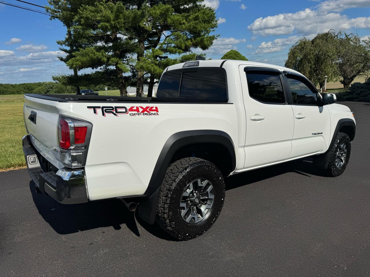 Toyota Tacoma 4WD TRD Off Road Double Cab 5' Bed V6 MT (Natl) 2020