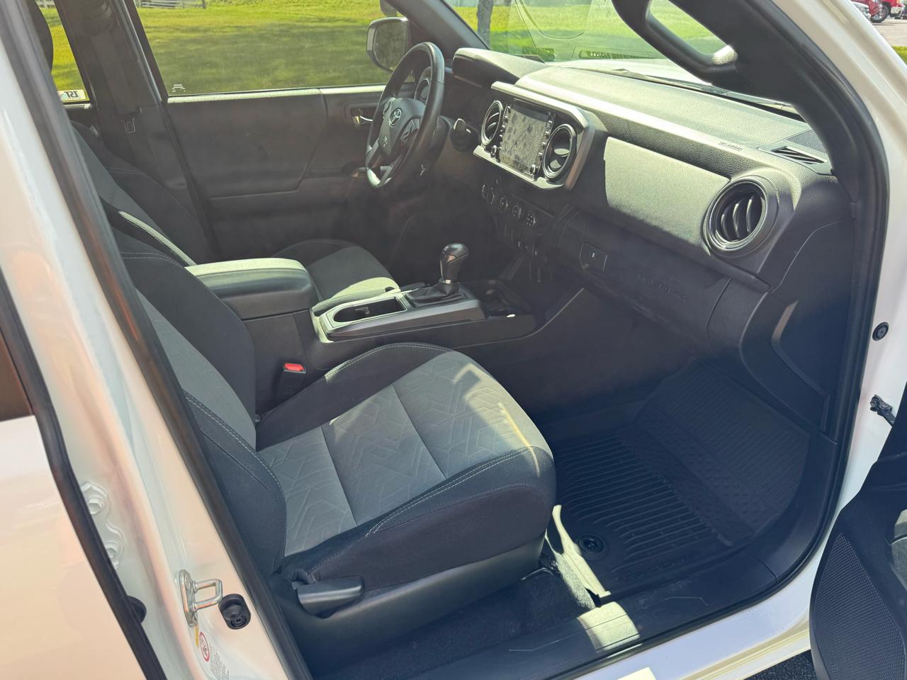 Toyota Tacoma 4WD TRD Off Road Double Cab 5' Bed V6 MT (Natl) 2020
