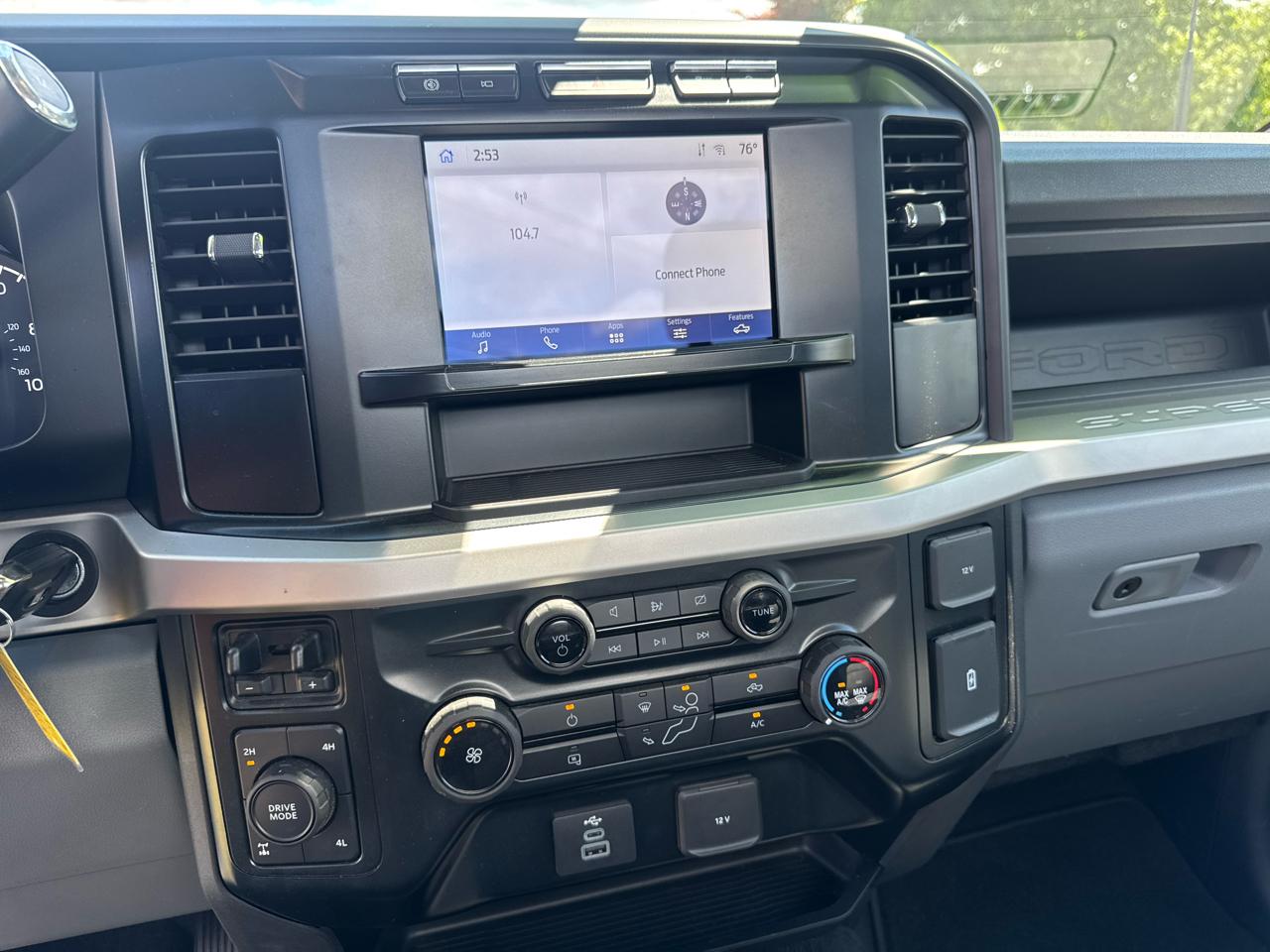 Ford Super Duty F-350 SRW  2023