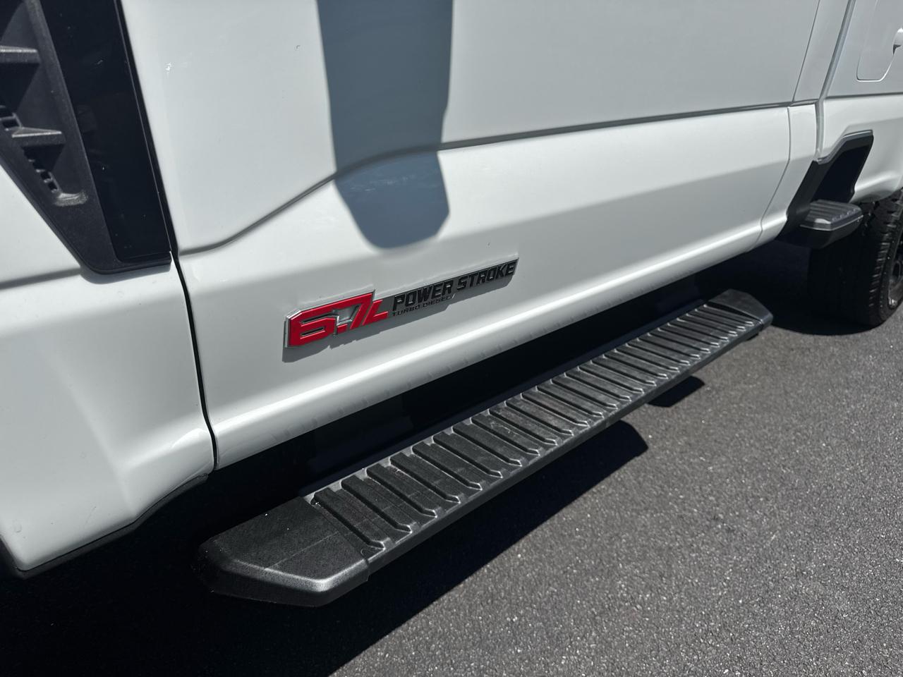 Ford Super Duty F-350 SRW  2023