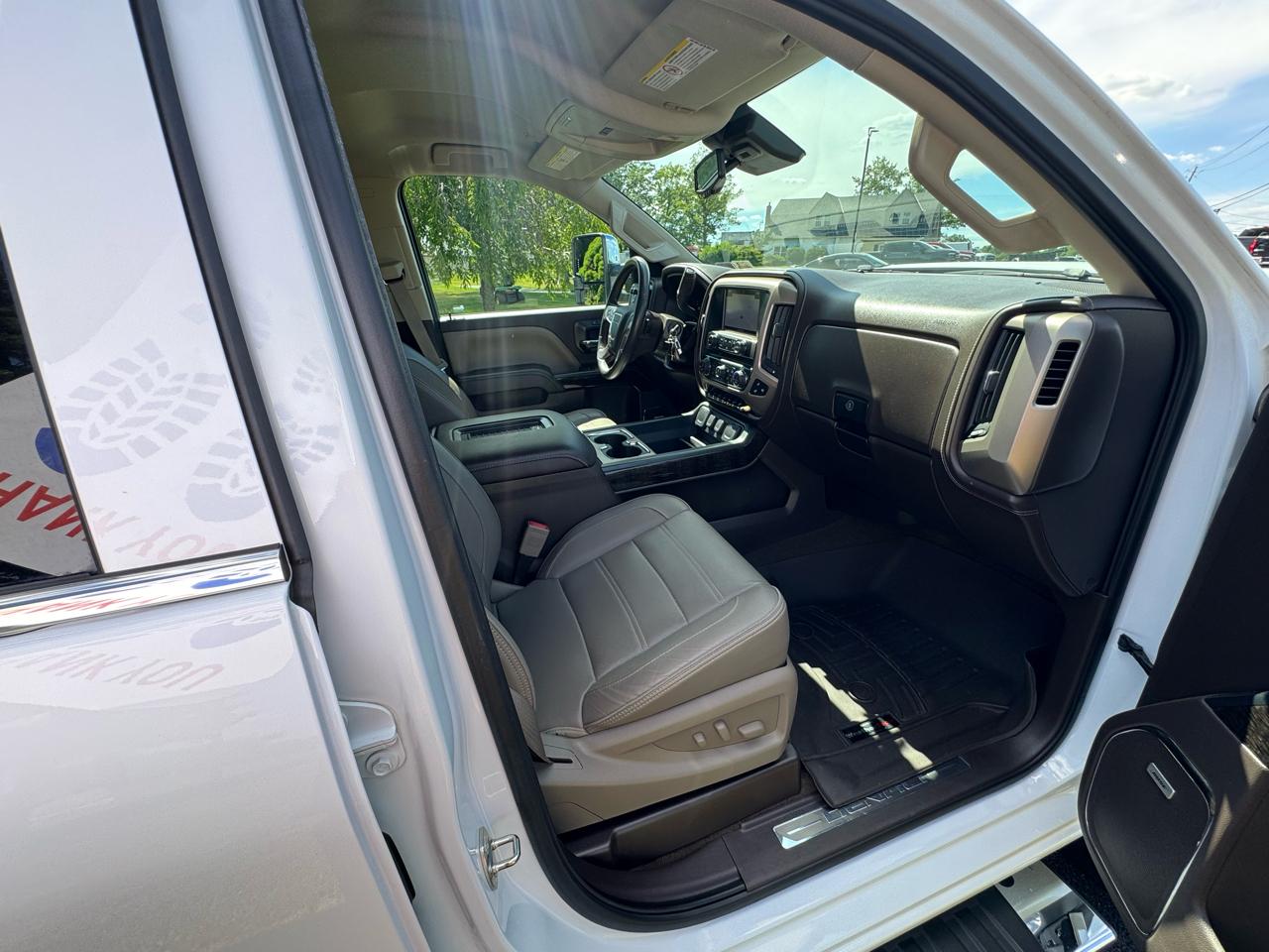 GMC Sierra 2500HD 4WD Crew Cab 153.7" Denali 2016