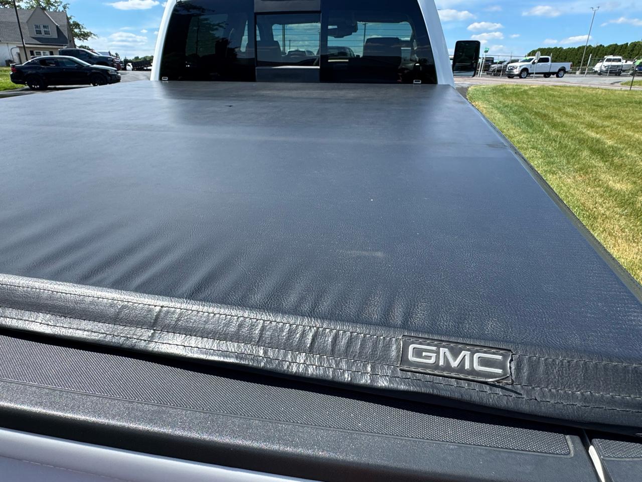 GMC Sierra 2500HD 4WD Crew Cab 153.7" Denali 2016
