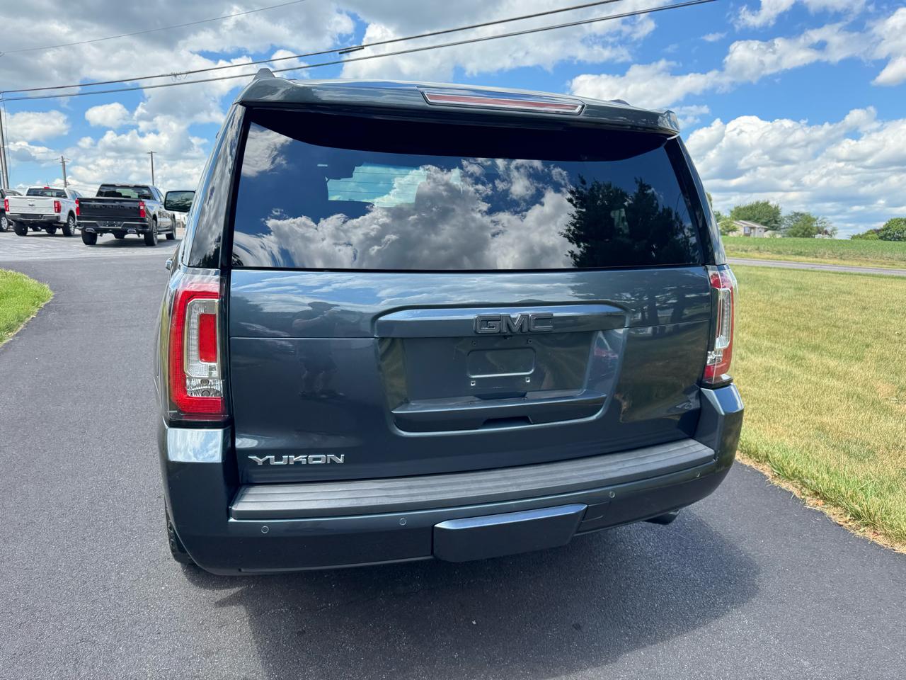 GMC Yukon 4WD 4dr SLT 2019
