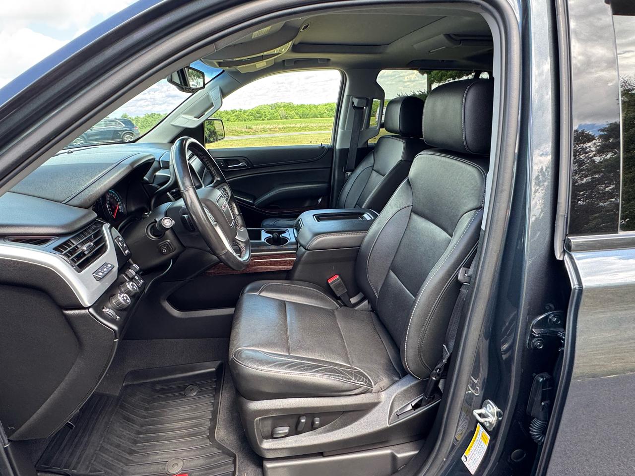 GMC Yukon 4WD 4dr SLT 2019