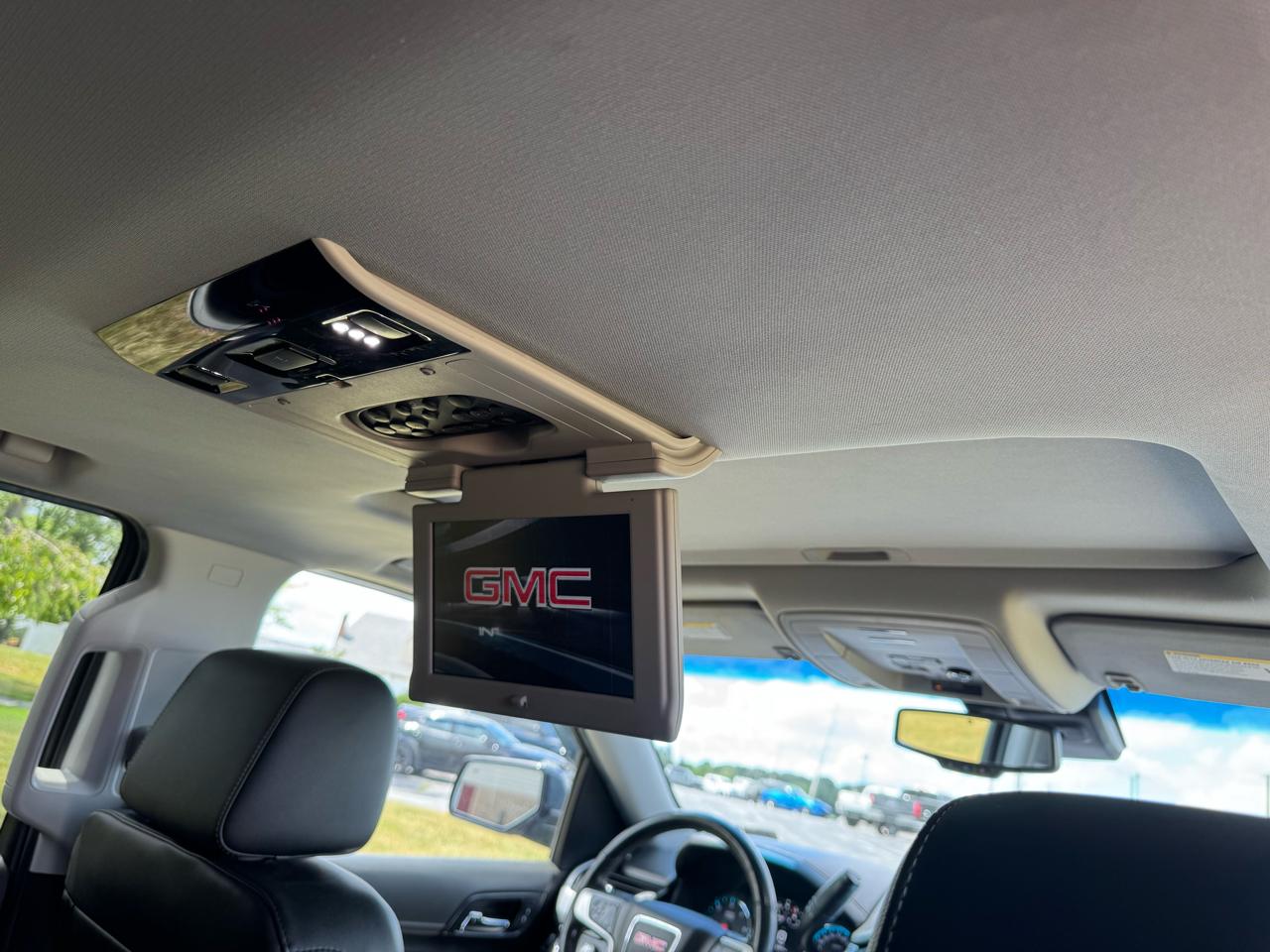 GMC Yukon 4WD 4dr SLT 2019
