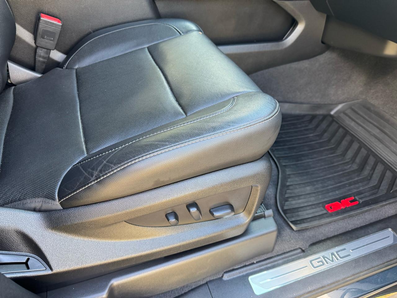 GMC Yukon 4WD 4dr SLT 2019