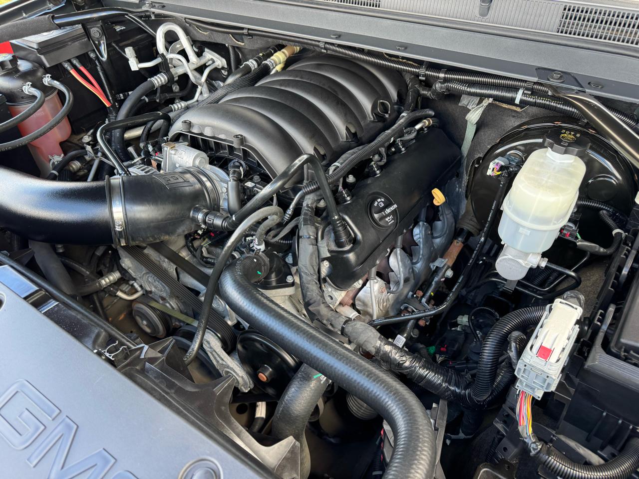 GMC Yukon 4WD 4dr SLT 2019