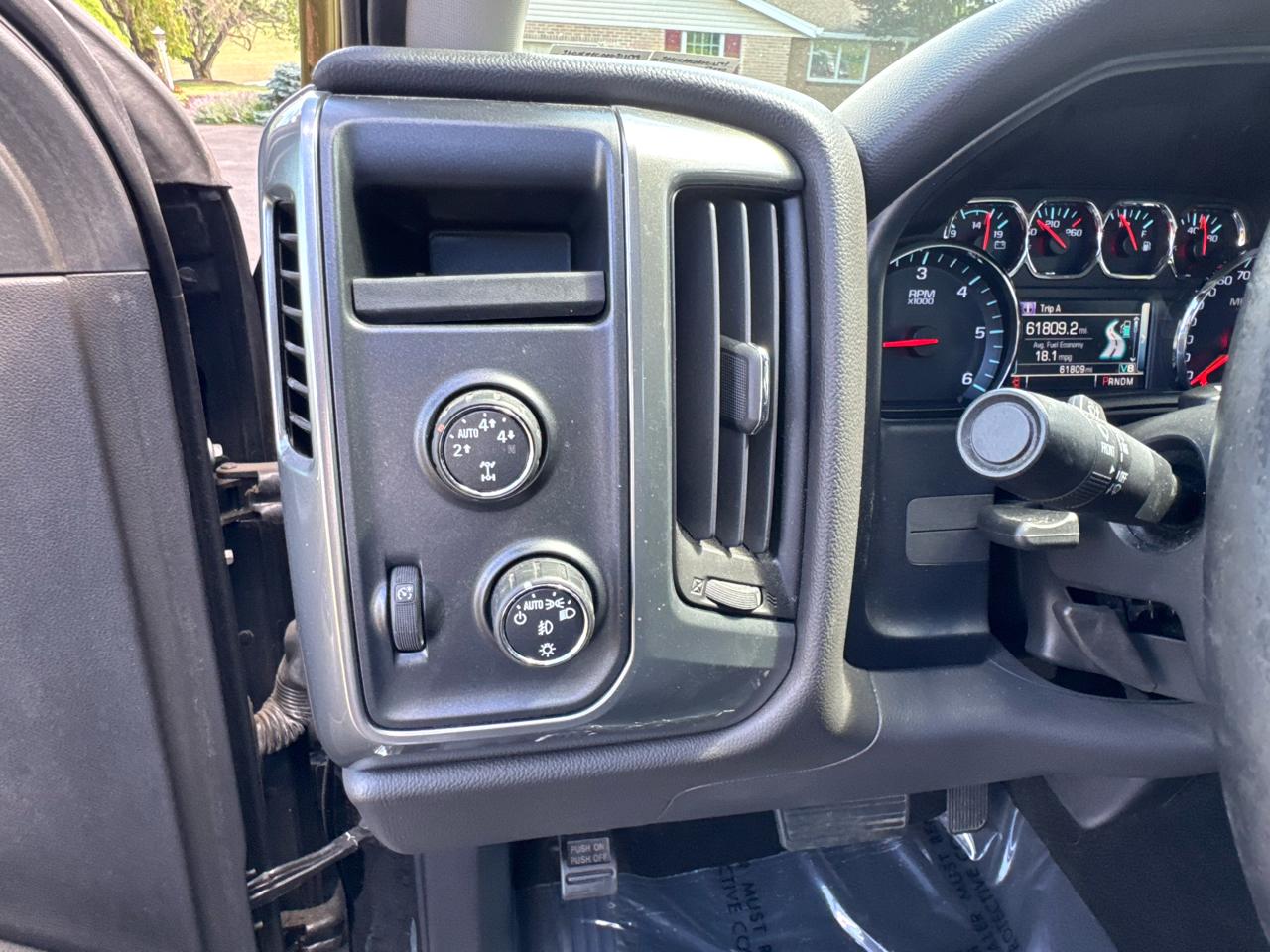 Chevrolet Silverado 1500 4WD Crew Cab 143.5" LT w/1LT 2014