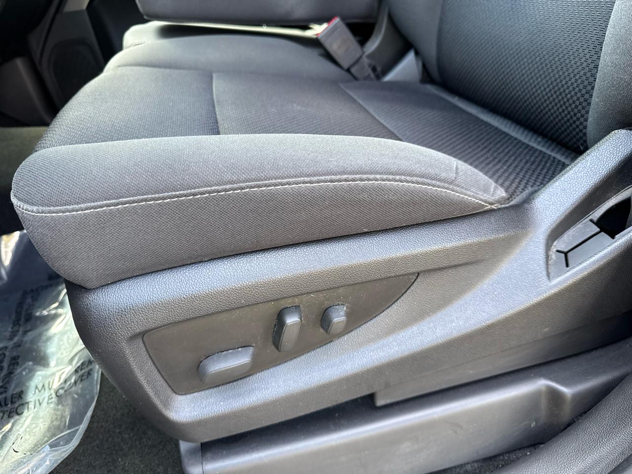 Chevrolet Silverado 1500 4WD Crew Cab 143.5" LT w/1LT 2014